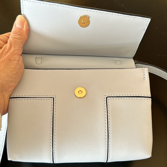 MINT Tory Burch Powder Blue Sm. Handbag - Picture 5 of 6